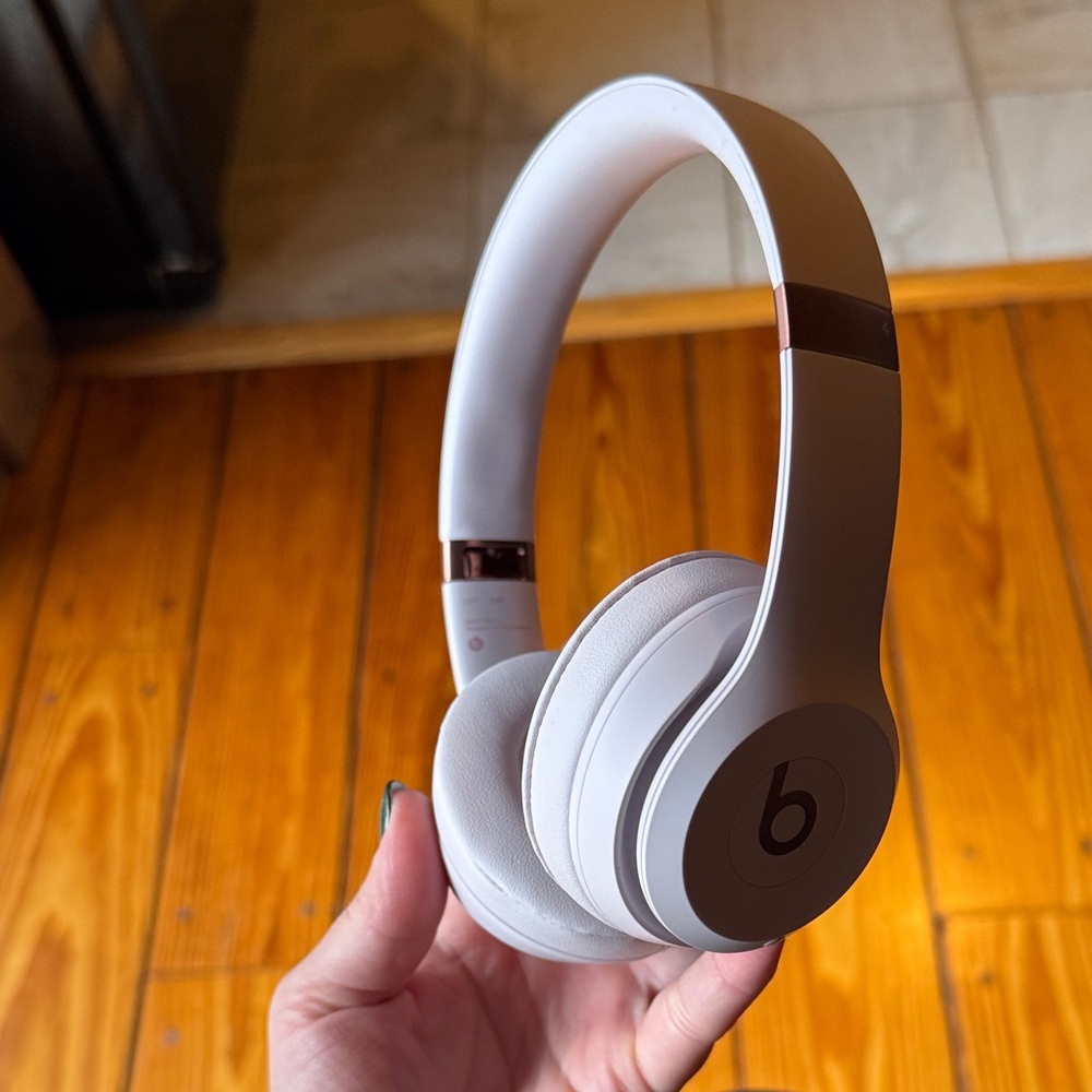Beats by Dre White On-Ear Headphones